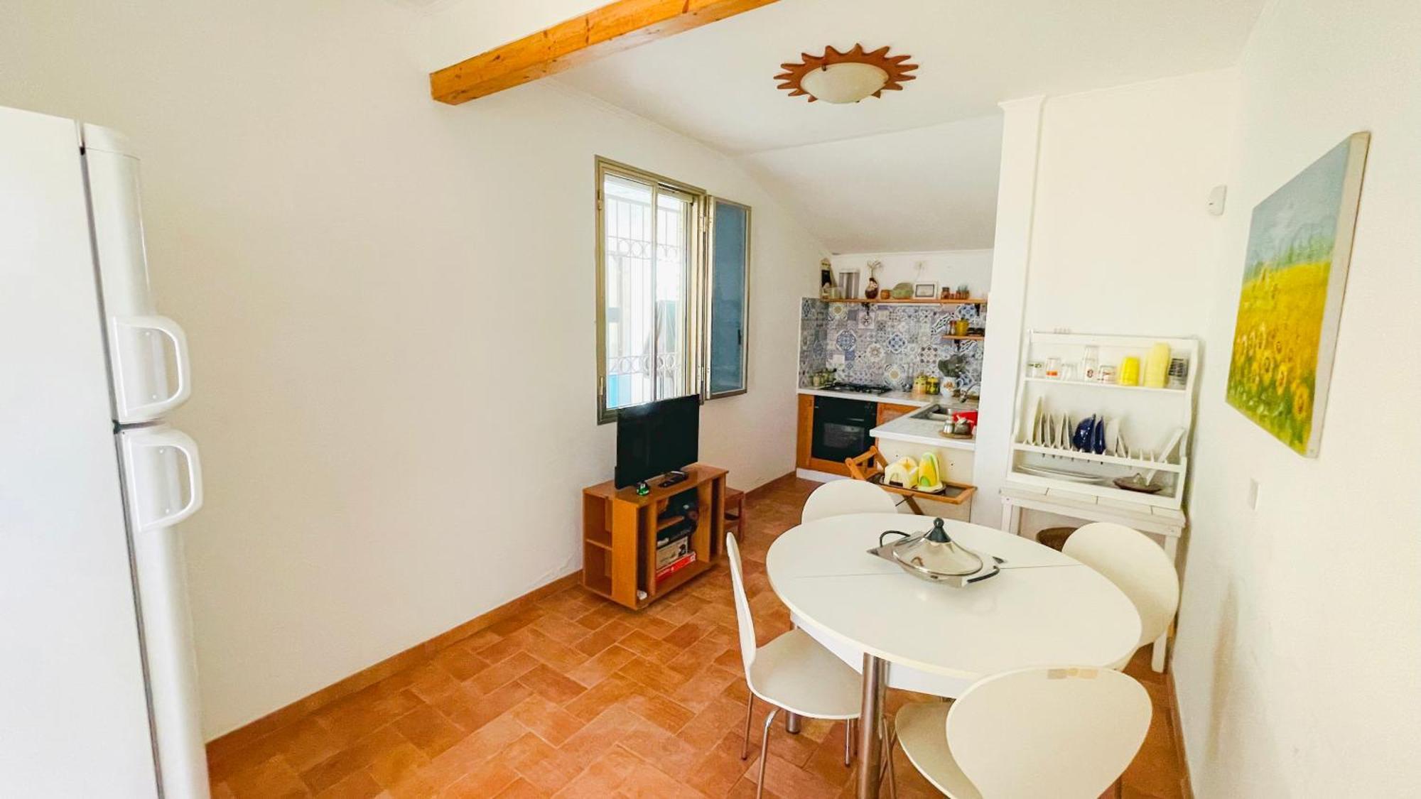 Amaris Mango Seafront Villa Гранелли Экстерьер фото